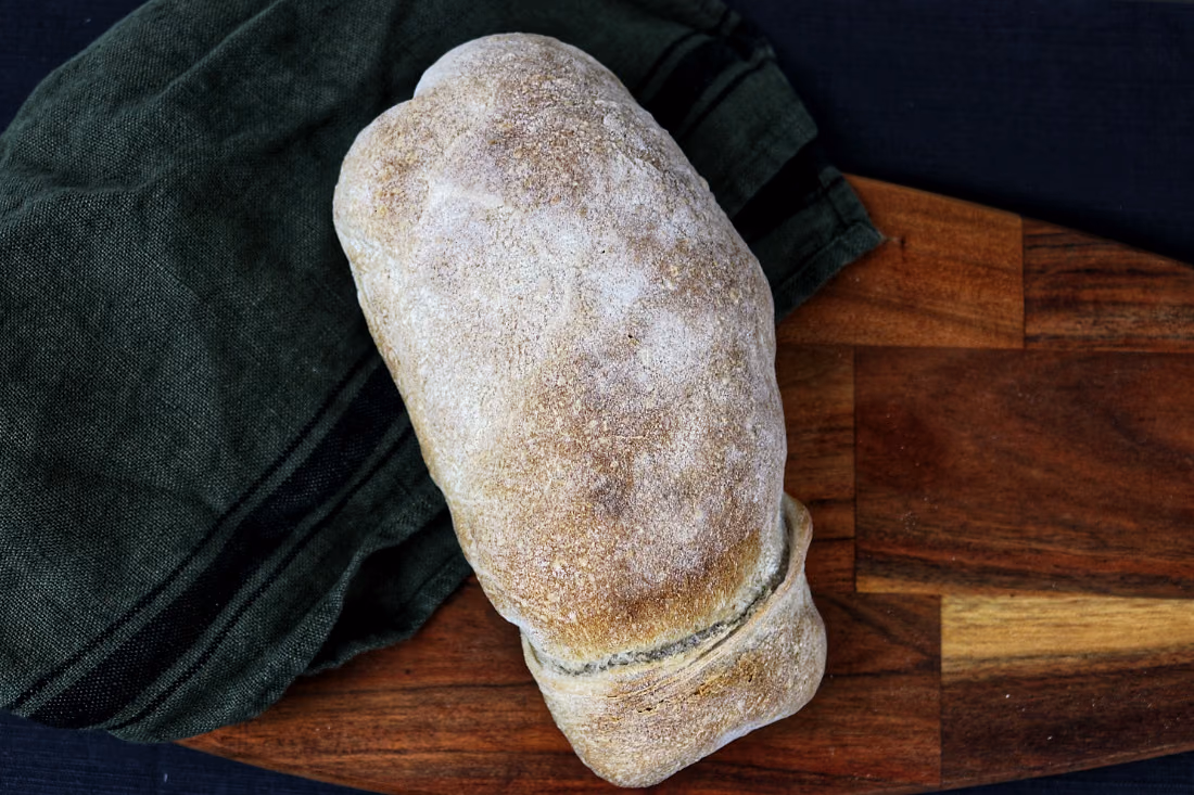 Bola de pão de Mafra inteira